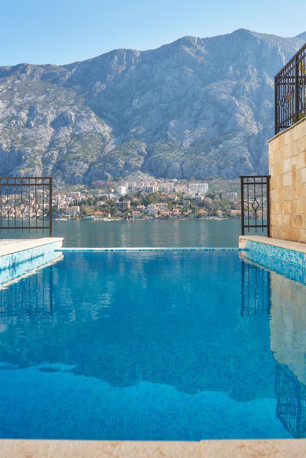 Apartments Residence Portofino Kotor Buitenkant foto